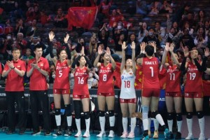 kaiyun-中国女排头名出线 自由人和二传发挥决定“终点”