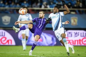 开云APP-哈兰德式进球+防守滴水不漏 他才是津门虎主心骨